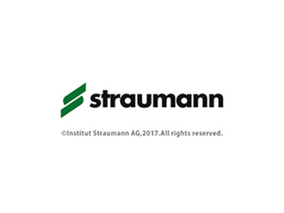 ストローマンインプラントを採用
